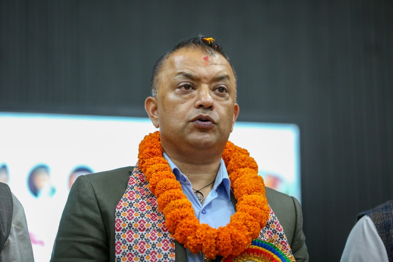 गगनको चेतावनी : सरकार जनहितविपरीत अघि बढे प्रतिपक्ष चुप लागेर बस्दैन