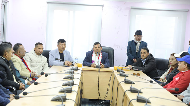 राखेप सदस्य सचिव मेहताले गरे पदभार ग्रहण