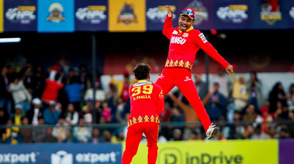 रोहित पौडेलको ह्याट्रिक : सुदूरपश्चिम अलआउट, लुम्बिनी लायन्स फाइनलमा अघि