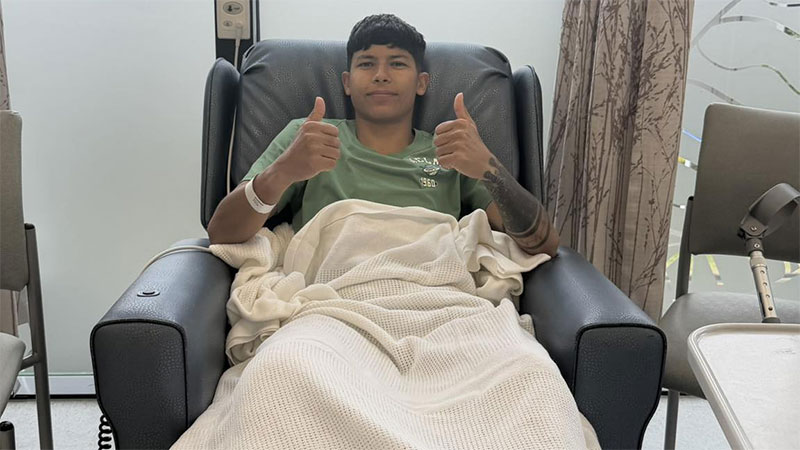 साम्बाको घुँडाको शल्यक्रिया सफल