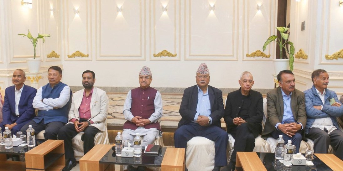 कांग्रेसका यी नेता अब साधारण सदस्यमा सीमित