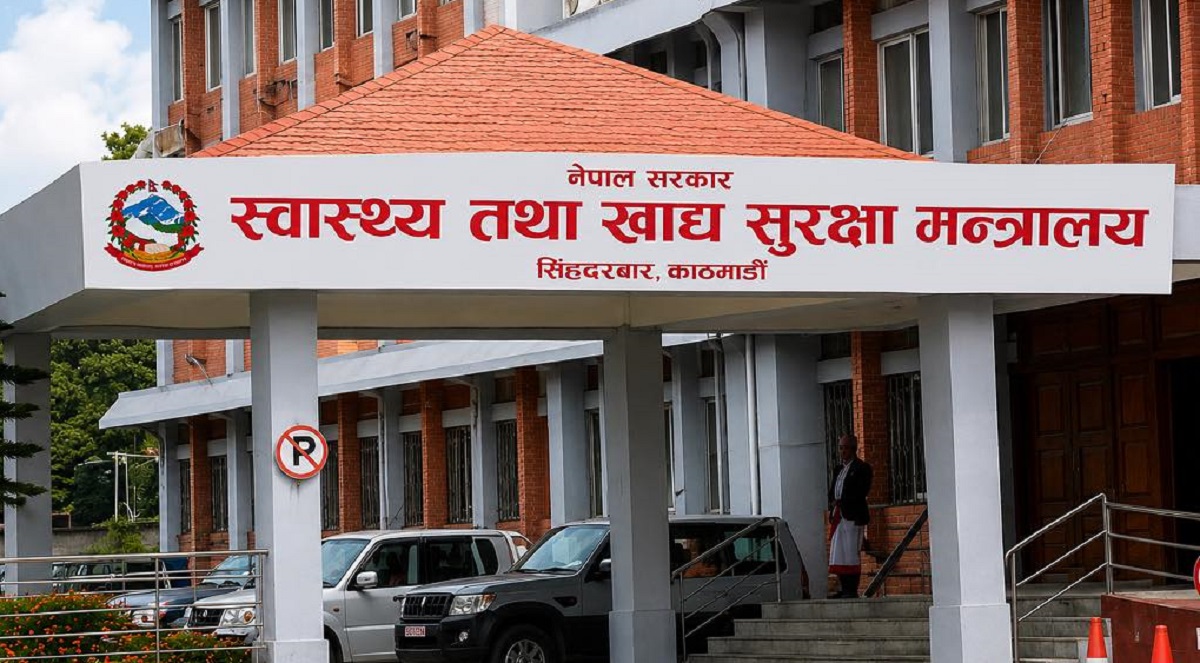 निजामती सेवामा ३० वर्षे सेवा अवधि र ५५ वर्षे उमेरहदको तयारी, स्वास्थ्यकर्मीलाई तत्काल छुट