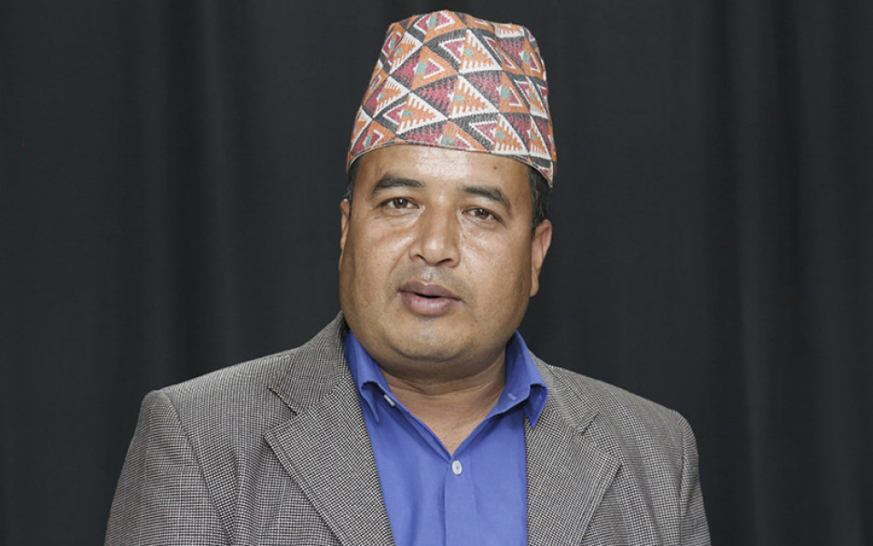 खुलामञ्चबारे प्रधानमन्त्रीको टिप्पणी रविलक्षित : महेश बस्नेत