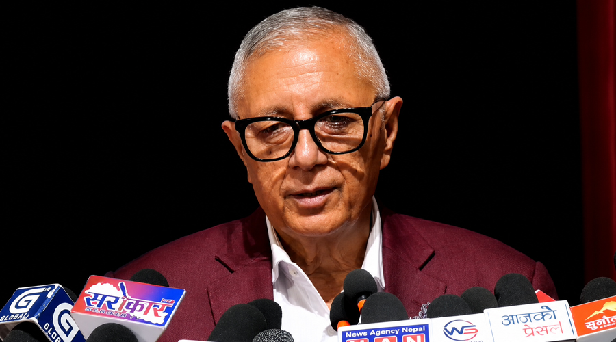 शेखरको प्रश्न : ‘बीपीको प्रजातान्त्रिक समाजवाद परित्याग गरेर कांग्रेस कहाँ जान खोज्दैछ ?’