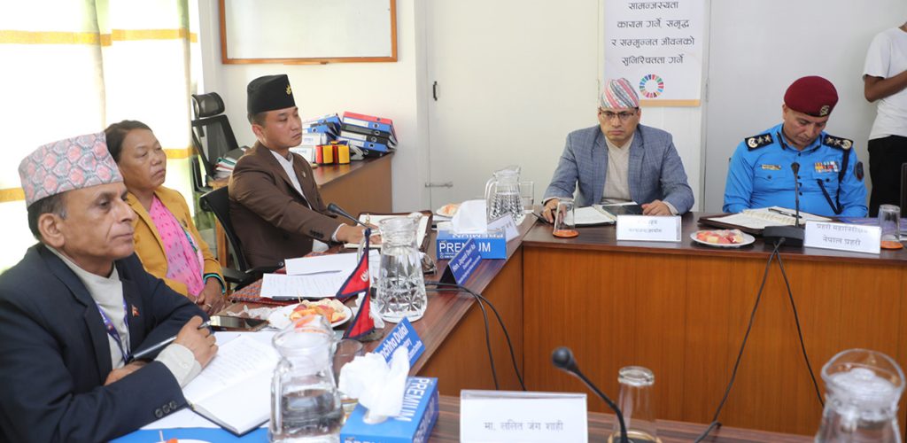 'खुल्ला सीमाले समस्या र तस्करी बढायो, अनुगमनमा अब सादा पोसाकको टोली खटाइन्छ': गृहमन्त्री गुरुङ