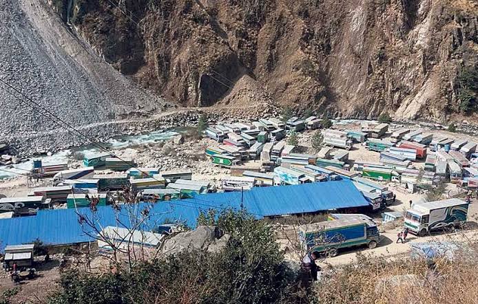 शव व्यवस्थापनबारे अनुभव साझा गरेका सहसचिव निरौलालाई सरकारले टिमुरे क्षेत्रमा खटायो