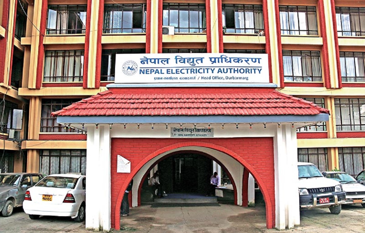 बेपत्ता प्राधिकरणका कर्मचारी र श्रमिकका परिवारलाई ५ लाख रूपैयाँ राहत र ६ महिनासम्म आधा तलब