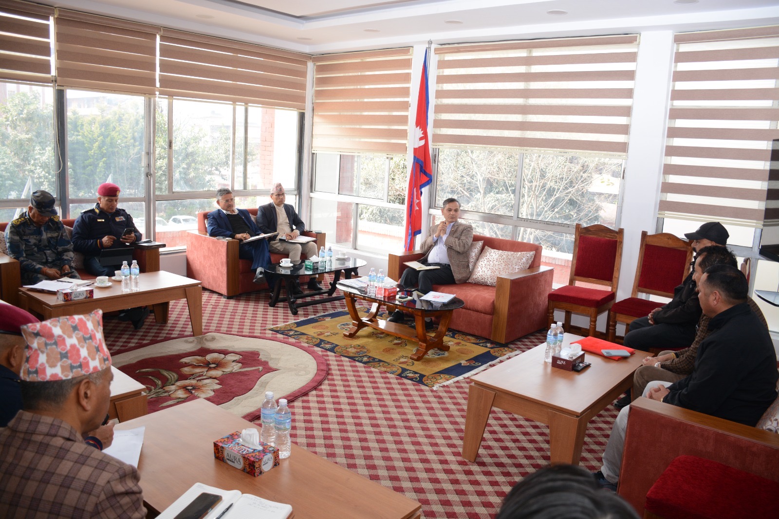 धादिङमा भएको बस दुर्घटनालाई लिएर गृहमन्त्रालयमा आकस्मिक बैठक