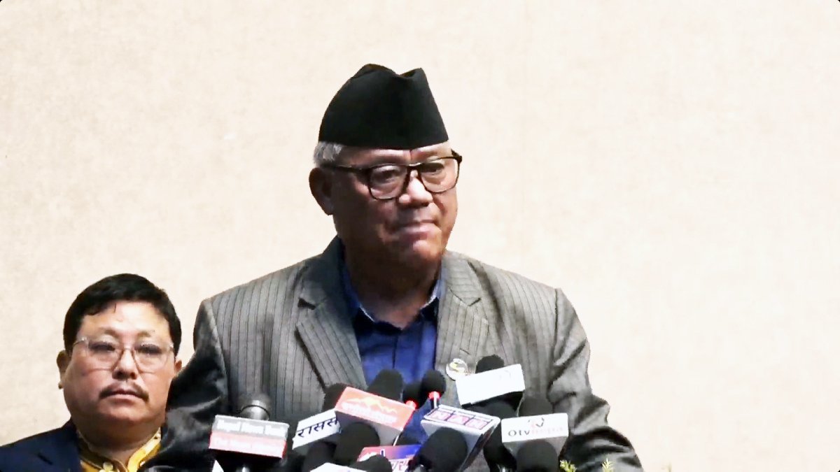 संविधानको पुनर्लेखनभन्दा परिमार्जन आवश्यक छ : आङदेम्बे