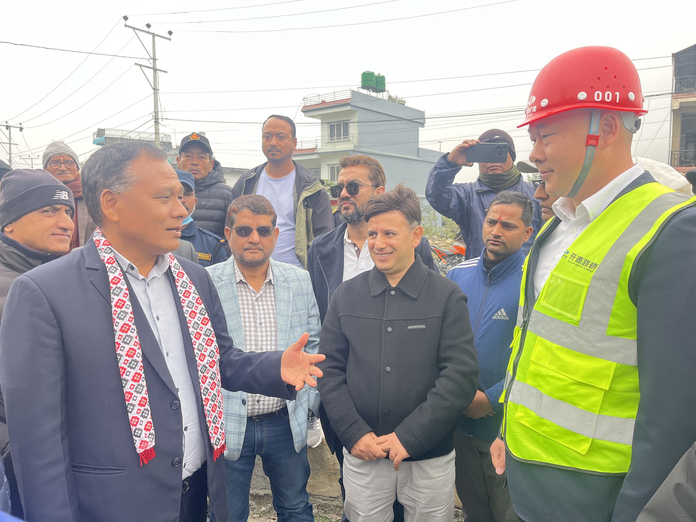 मुग्लिन–पोखरा सडक शीघ्र सम्पन्न गर्न मन्त्री घिसिङको निर्देशन