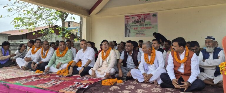 कांग्रेस सभापति थापा सर्लाहीमा