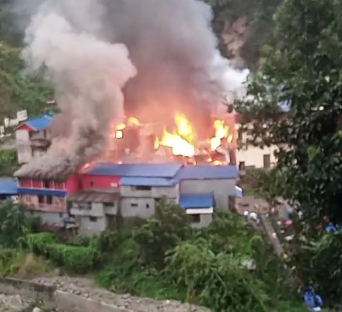 ताप्लेजुङमा आगलागीबाट १४ करोडको क्षति